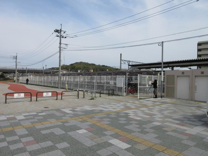 新飯塚駅前北側自転車駐車場の画像1