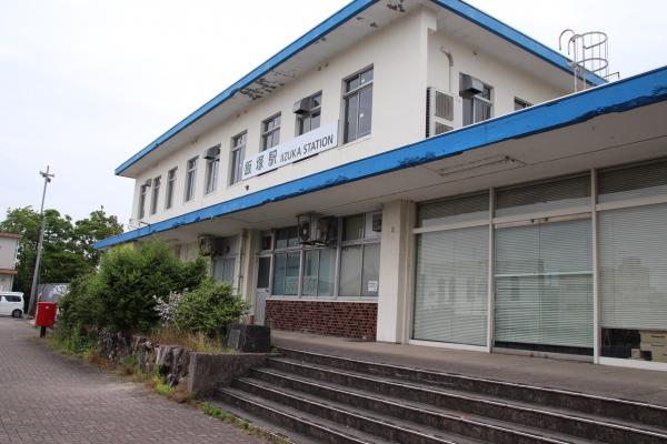 20250517JR飯塚駅2