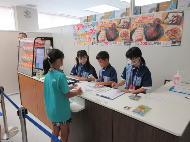 スチューデント・シティの様子の画像3