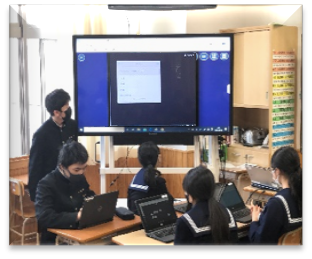 中学校にブラウザ完結型プログラミング学習教材を導入の画像