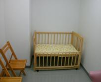 ベビーベッドの画像