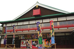 嘉穂劇場の画像