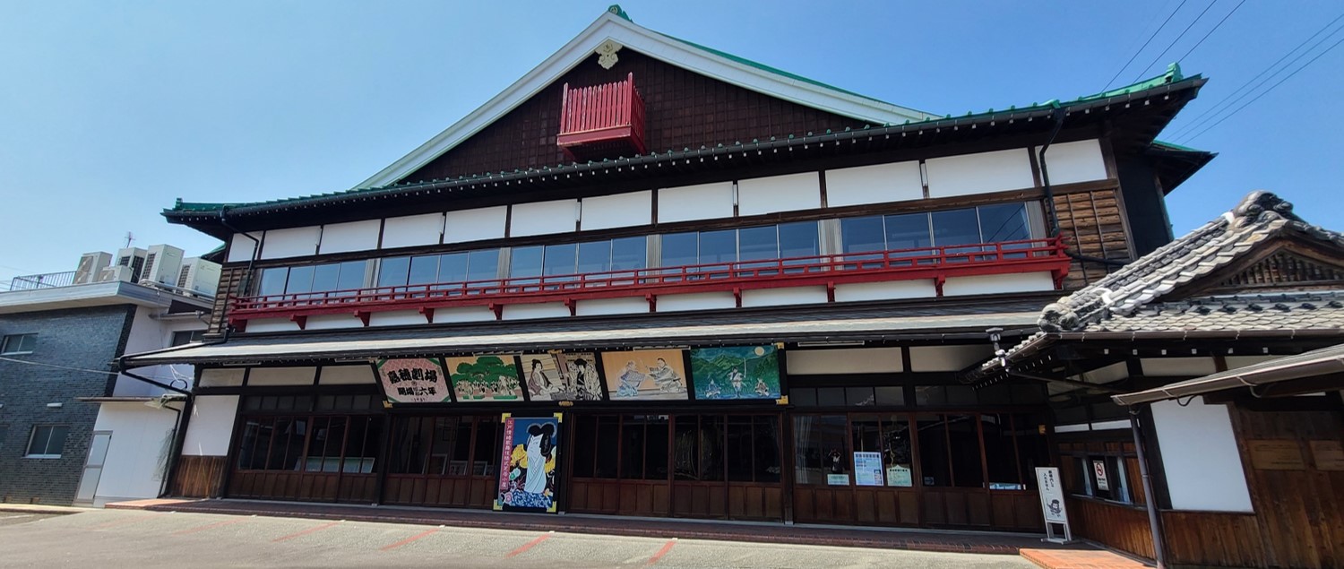 嘉穂劇場1